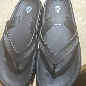 Men's BlackSovella Flip Flops Comfortable Beach Sandals